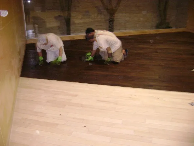 Restauração piso de madeira